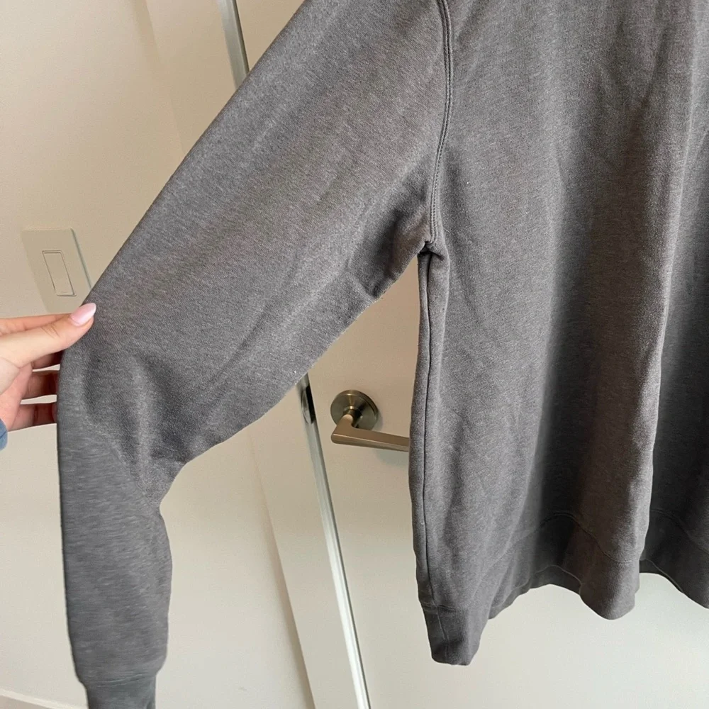 The North Face Gray Crewneck Sweatshirt